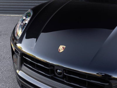 2025 Porsche Macan Macan T