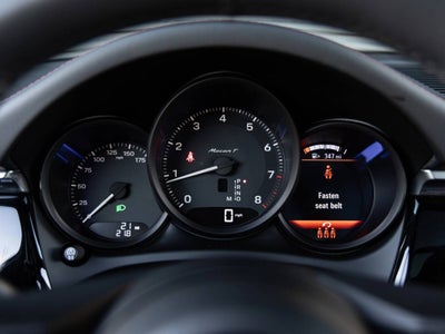 2025 Porsche Macan T