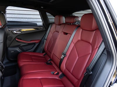 2025 Porsche Macan T