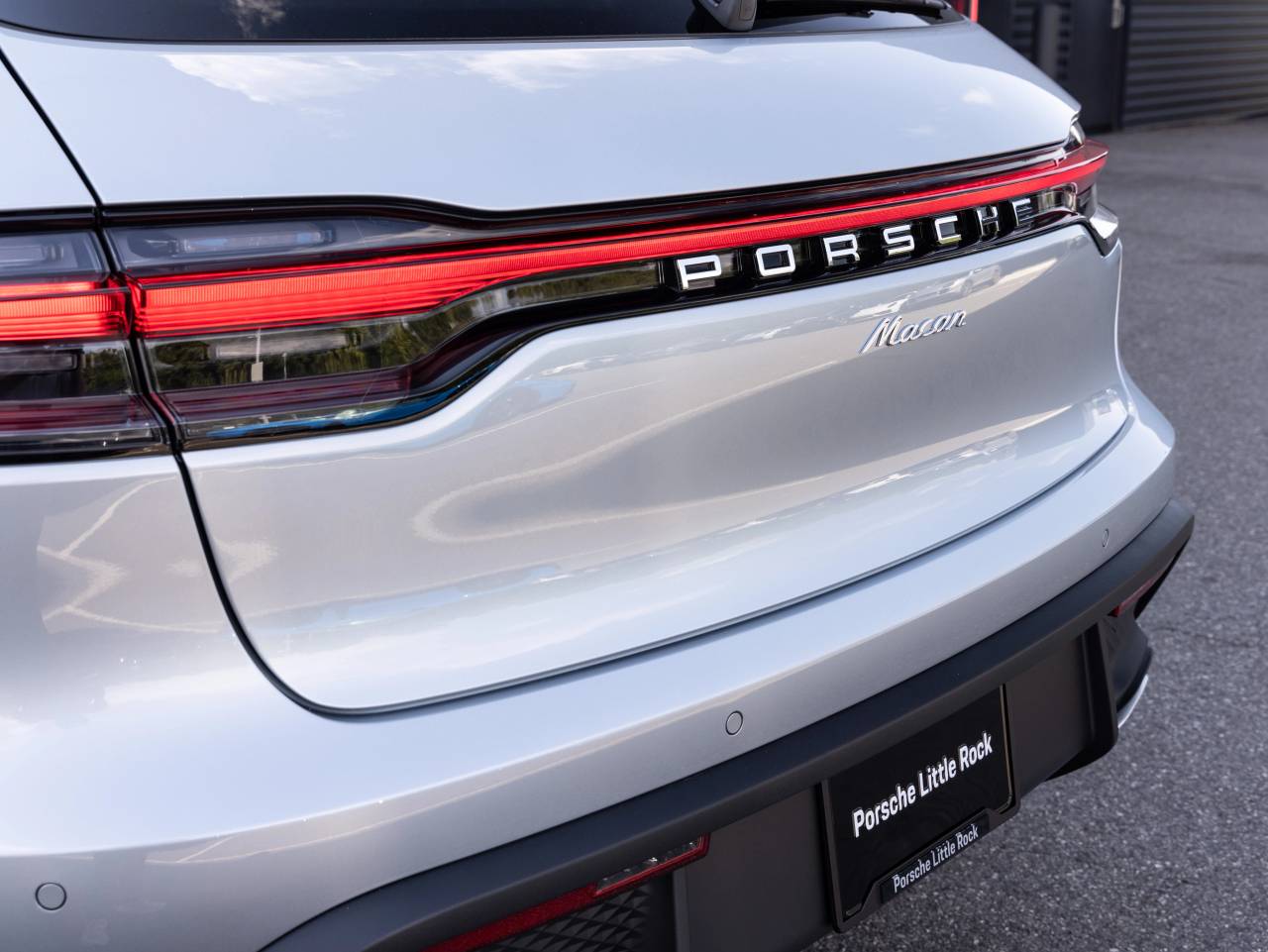 2026 Porsche Macan Macan
