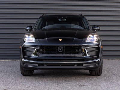 2026 Porsche Macan Macan