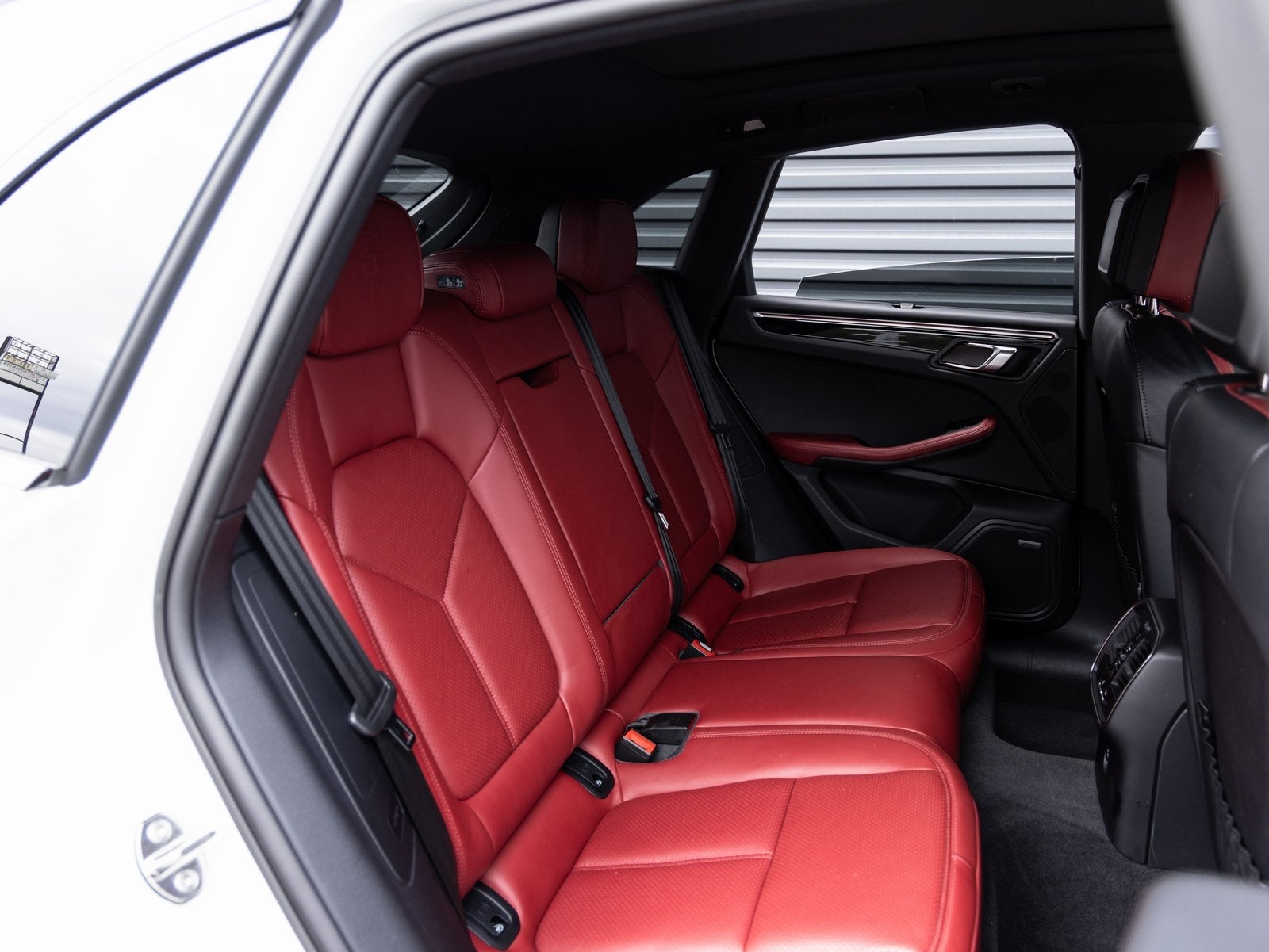 2024 Porsche Macan Macan (MY24)