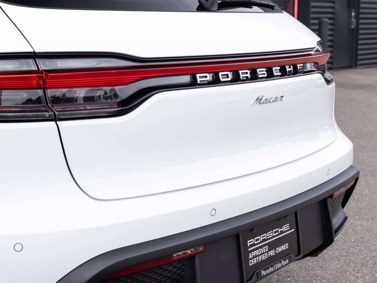 2024 Porsche Macan Macan (MY24)