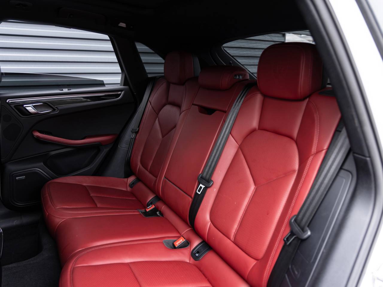 2024 Porsche Macan Macan (MY24)