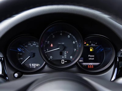 2025 Porsche Macan AWD