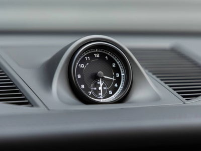 2025 Porsche Macan AWD