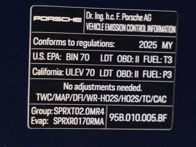 2025 Porsche Macan AWD