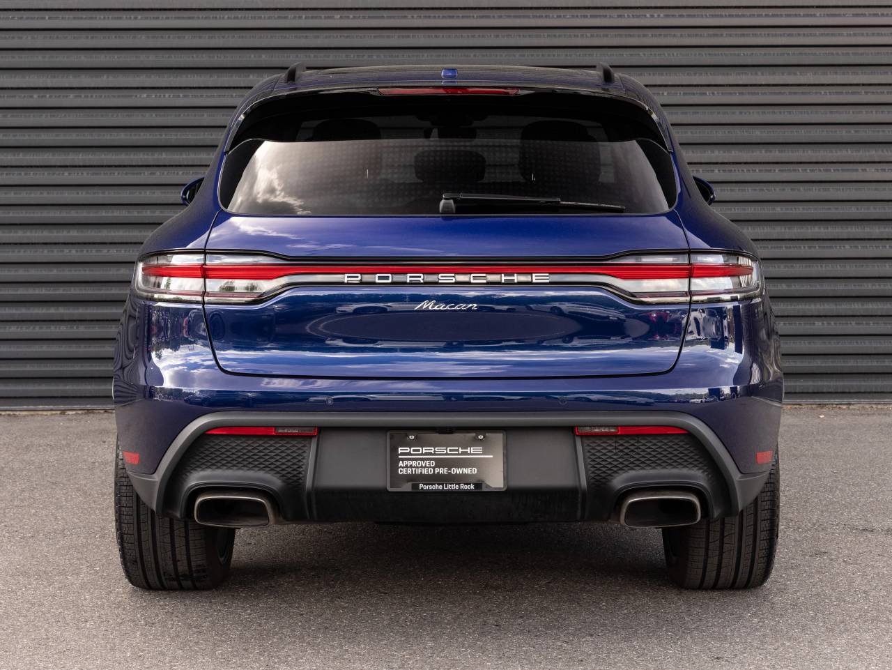 2025 Porsche Macan AWD