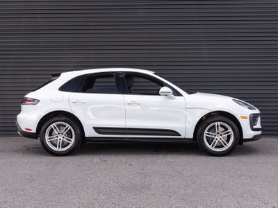2026 Porsche Macan AWD