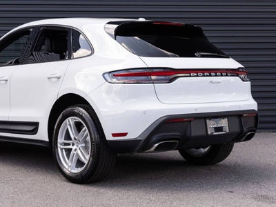 2026 Porsche Macan AWD