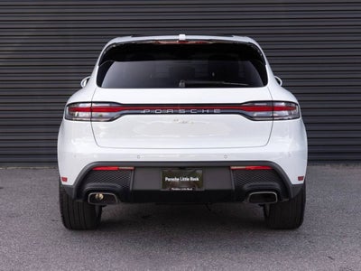 2026 Porsche Macan AWD