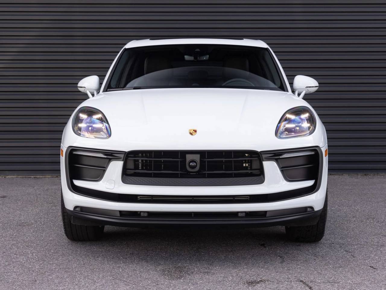 2026 Porsche Macan AWD