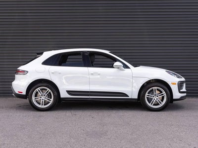 2026 Porsche Macan AWD