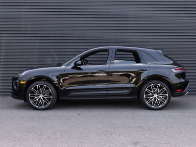 2025 Porsche Macan AWD