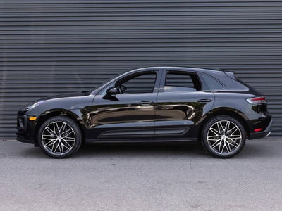 2025 Porsche Macan AWD