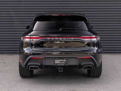 2025 Porsche Macan AWD