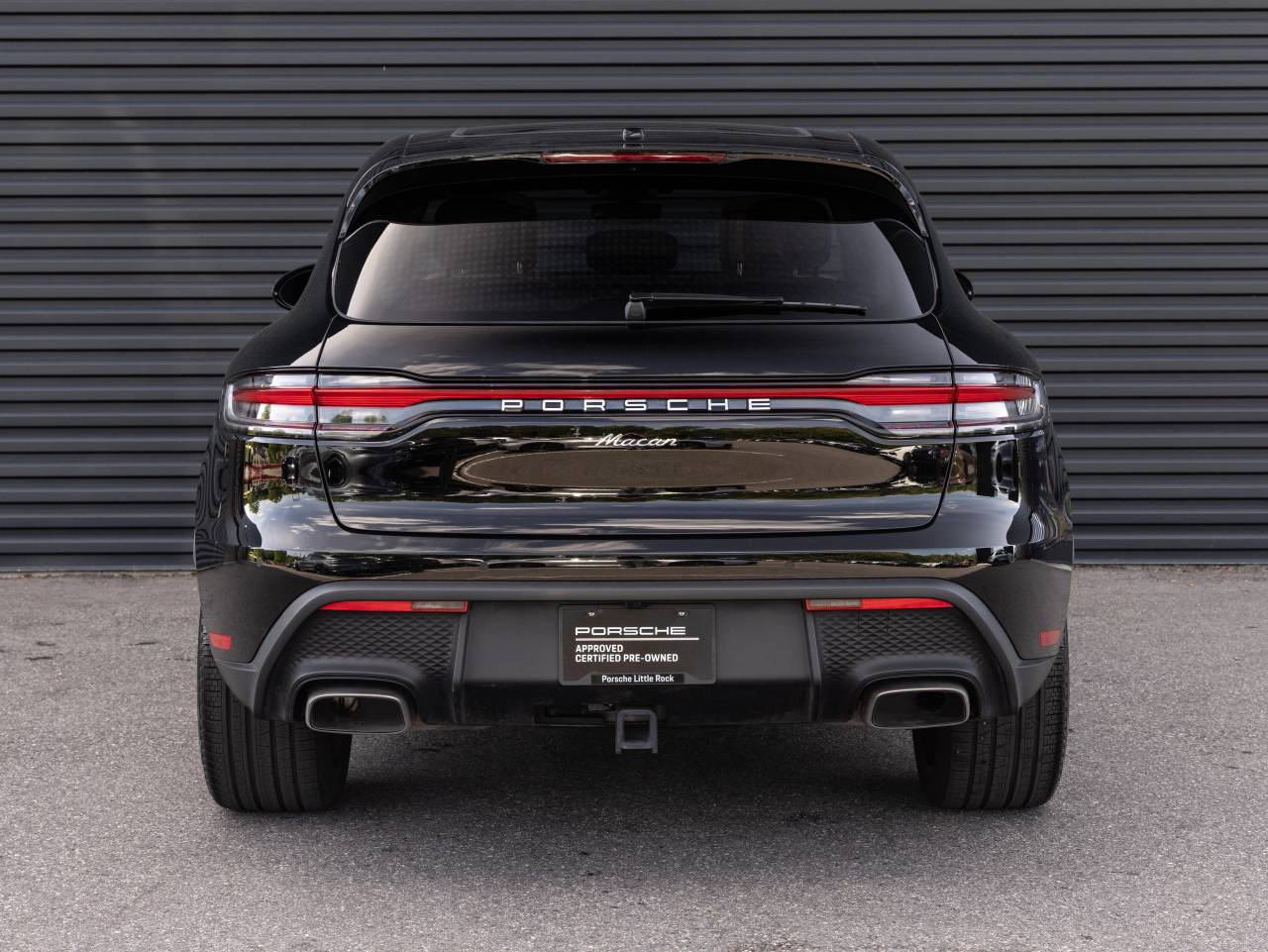 2025 Porsche Macan AWD
