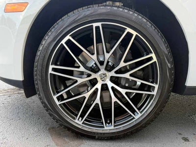 2025 Porsche Macan Macan