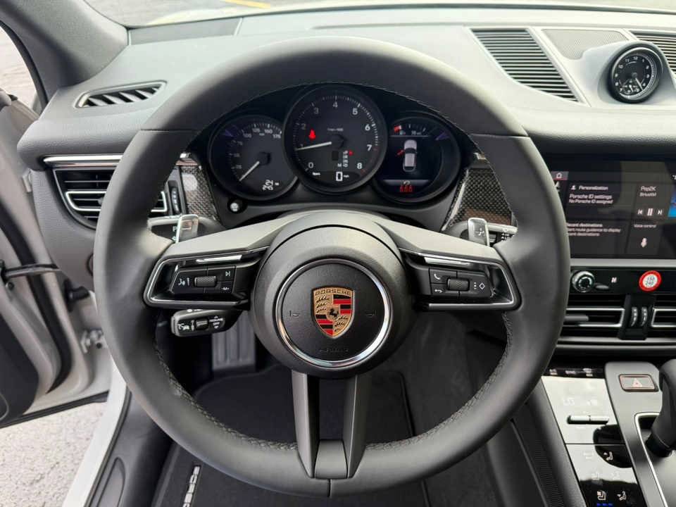 2025 Porsche Macan Macan