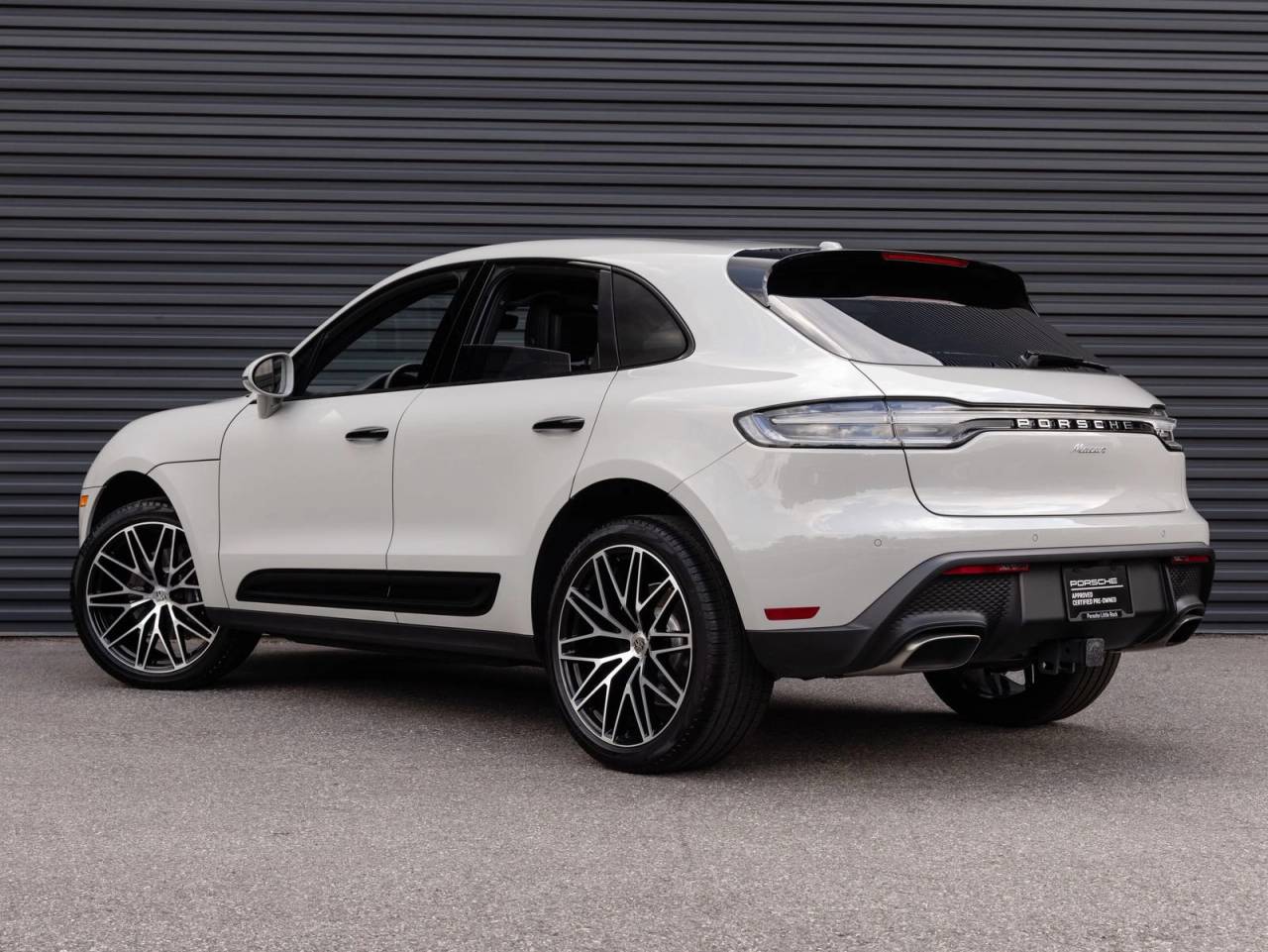 2025 Porsche Macan Macan