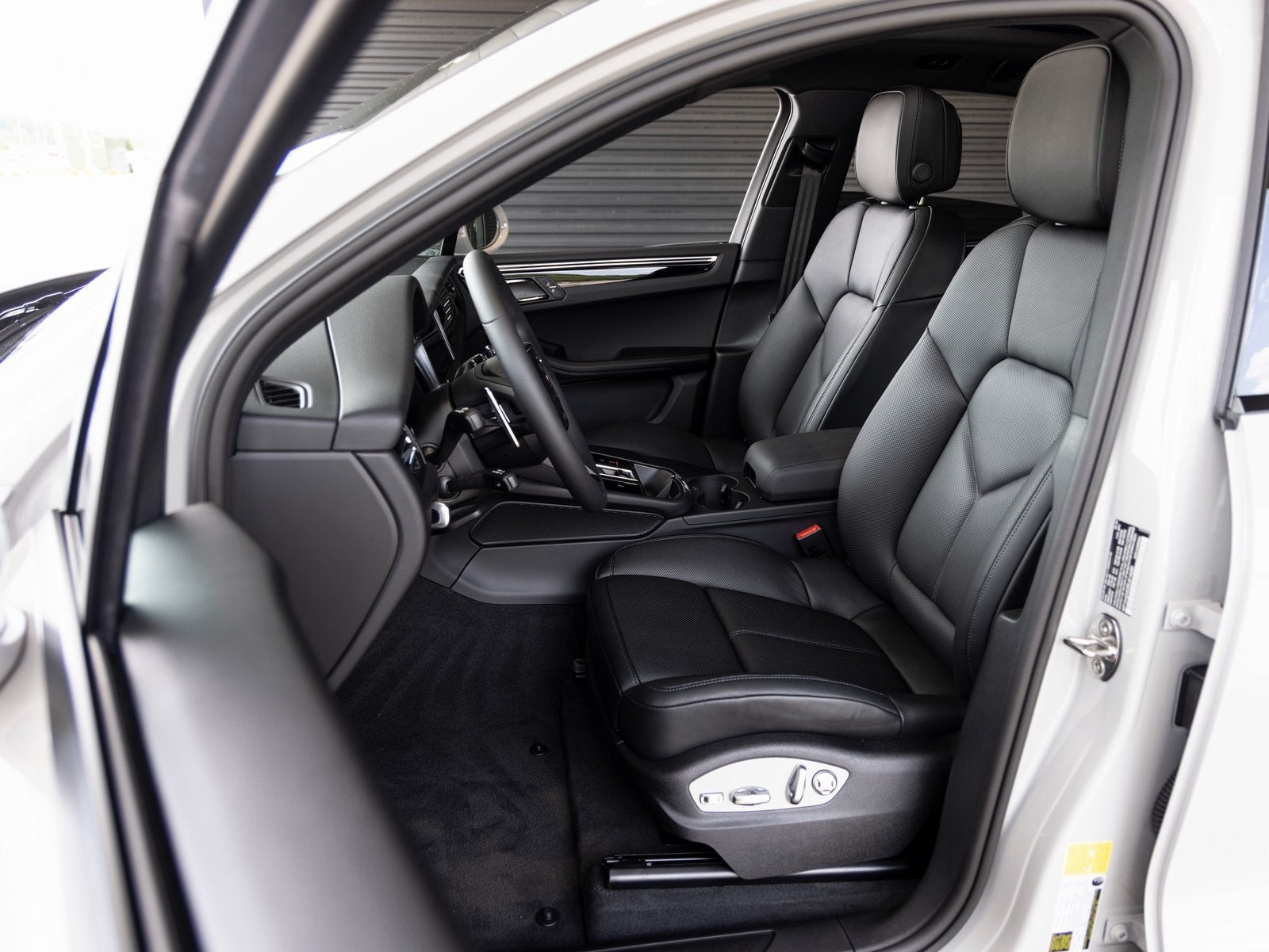 2025 Porsche Macan Macan