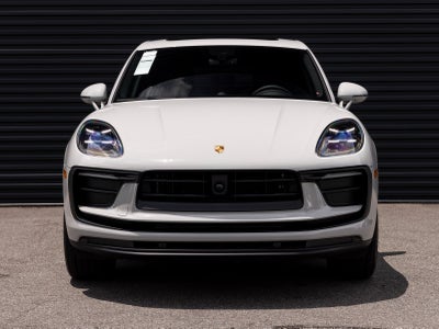 2025 Porsche Macan Macan