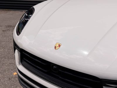 2025 Porsche Macan Macan