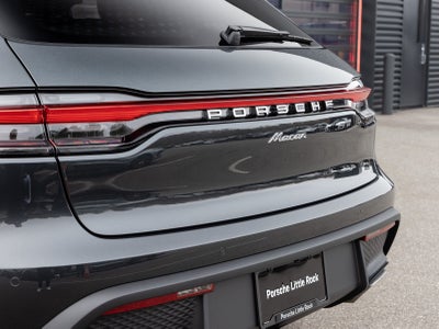 2026 Porsche Macan Macan