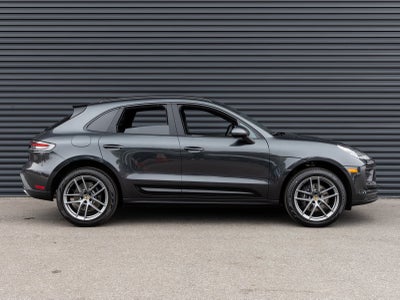 2026 Porsche Macan Macan