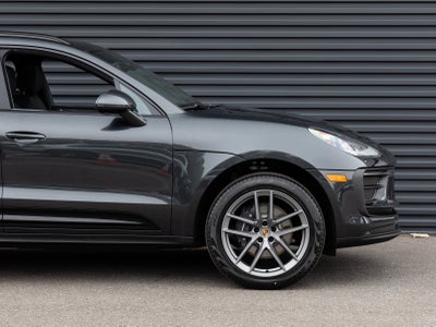 2026 Porsche Macan Macan