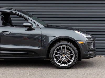 2026 Porsche Macan Macan