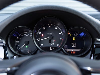 2026 Porsche Macan AWD