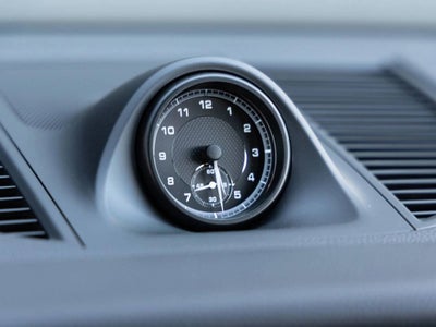 2026 Porsche Macan AWD