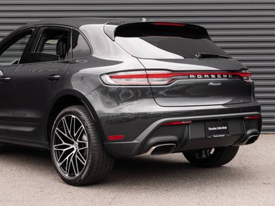 2026 Porsche Macan AWD