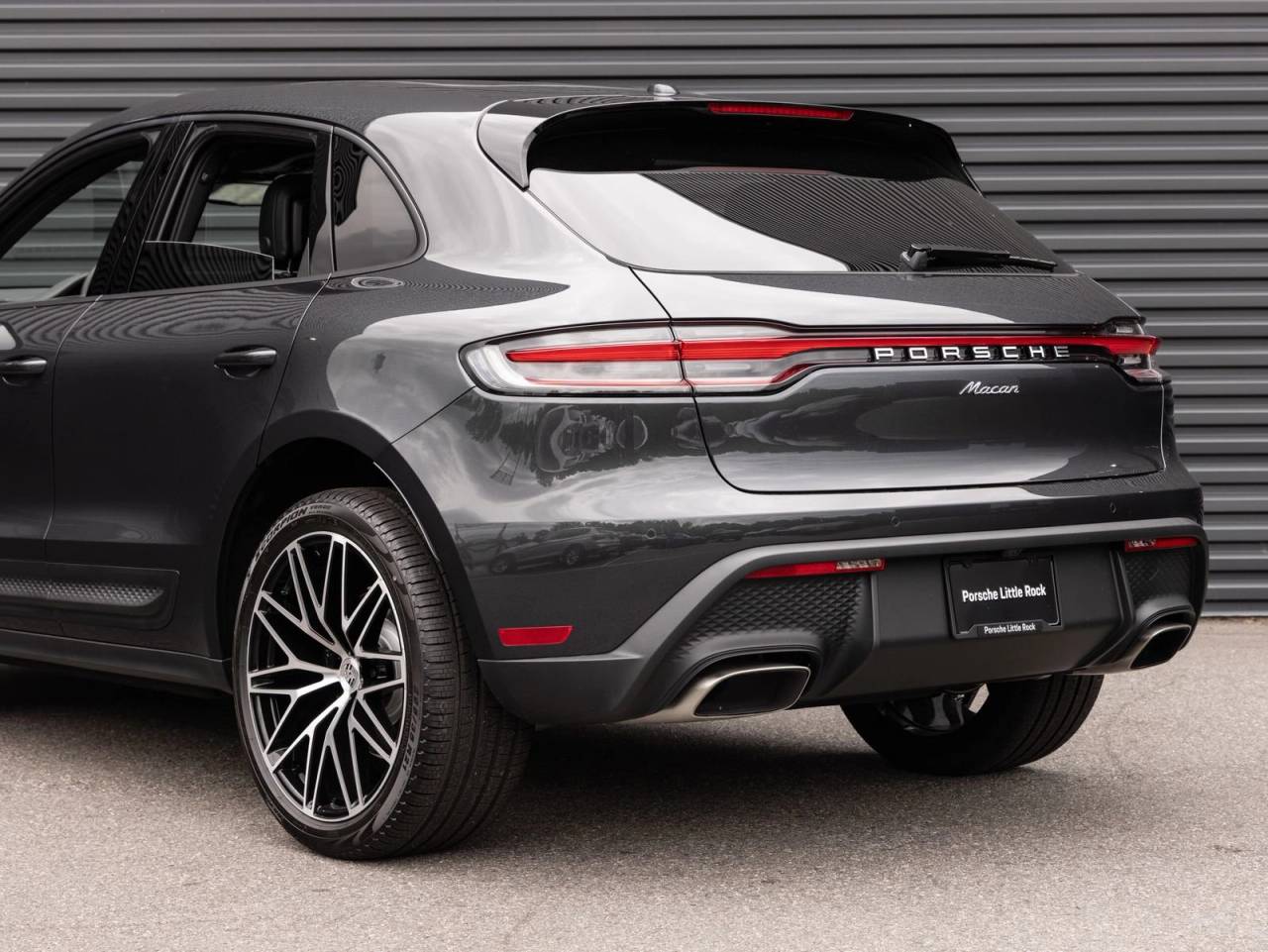 2026 Porsche Macan AWD