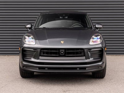 2026 Porsche Macan AWD