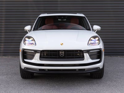 2026 Porsche Macan AWD