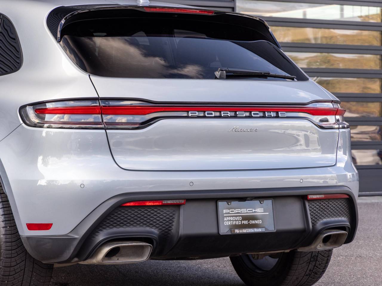 2025 Porsche Macan Macan