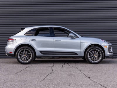 2025 Porsche Macan Macan