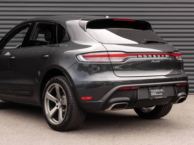 2025 Porsche Macan AWD