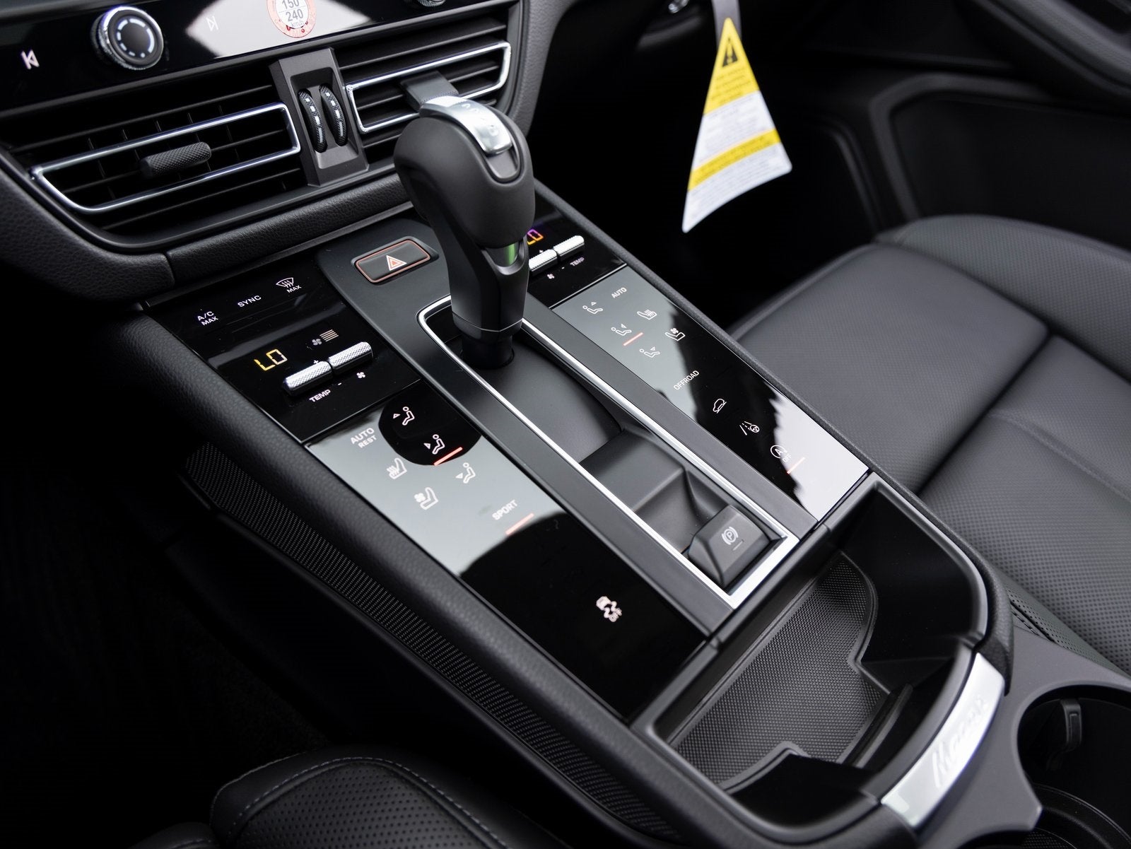 2025 Porsche Macan Macan