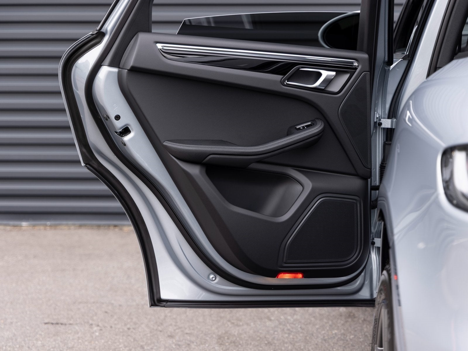 2025 Porsche Macan Macan