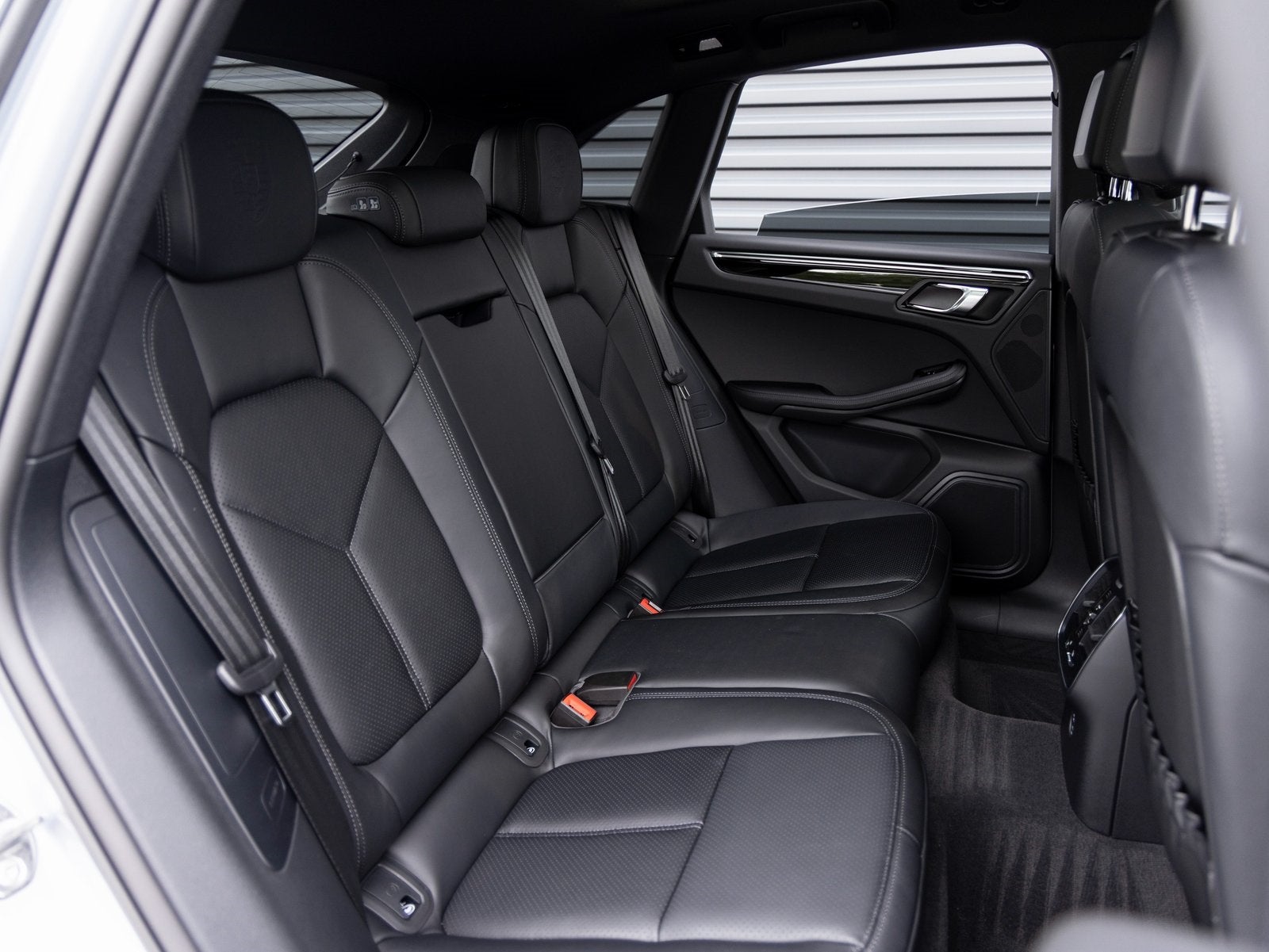 2025 Porsche Macan Macan