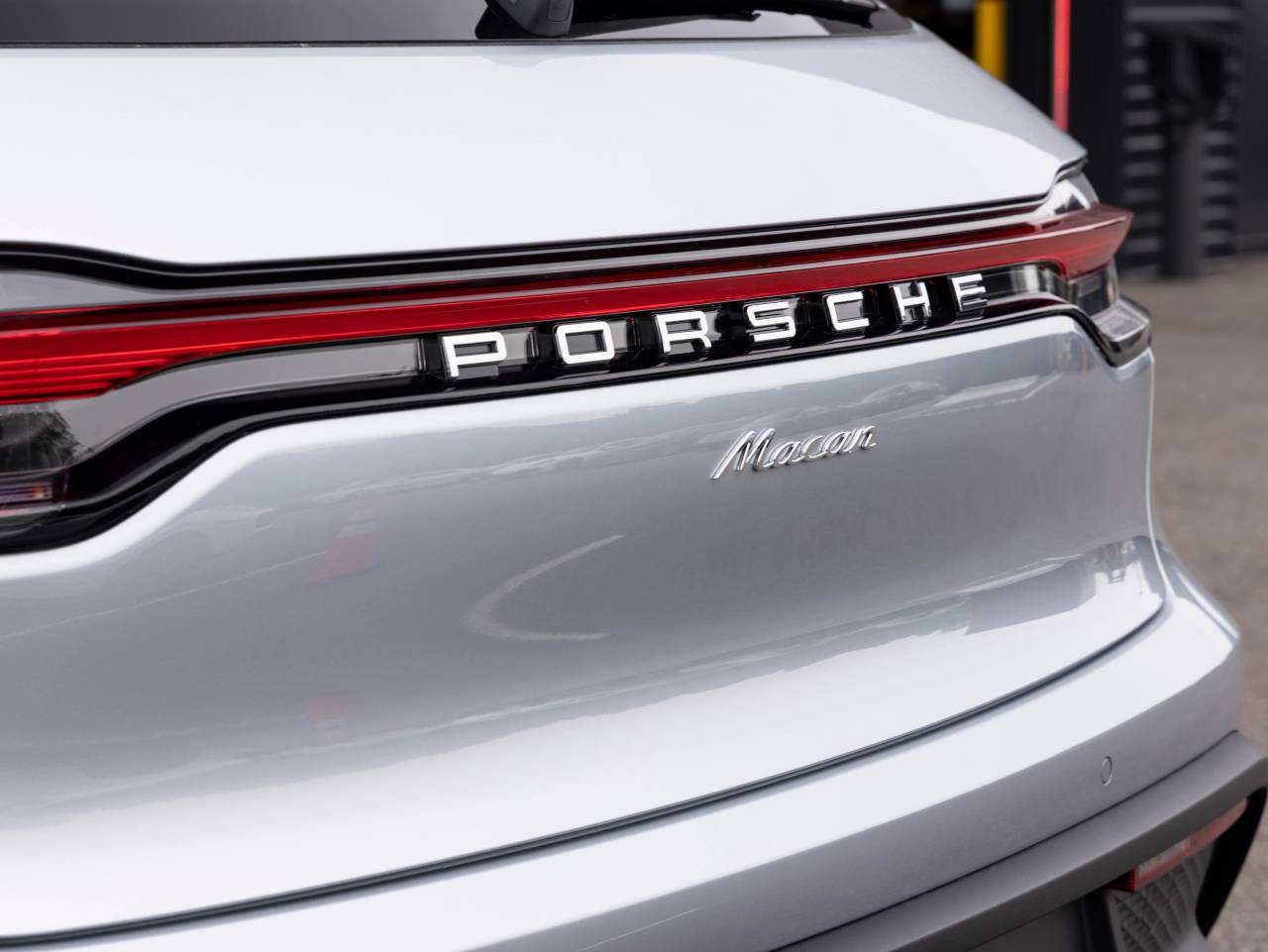 2025 Porsche Macan Macan