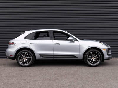 2025 Porsche Macan Macan