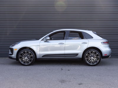 2026 Porsche Macan AWD