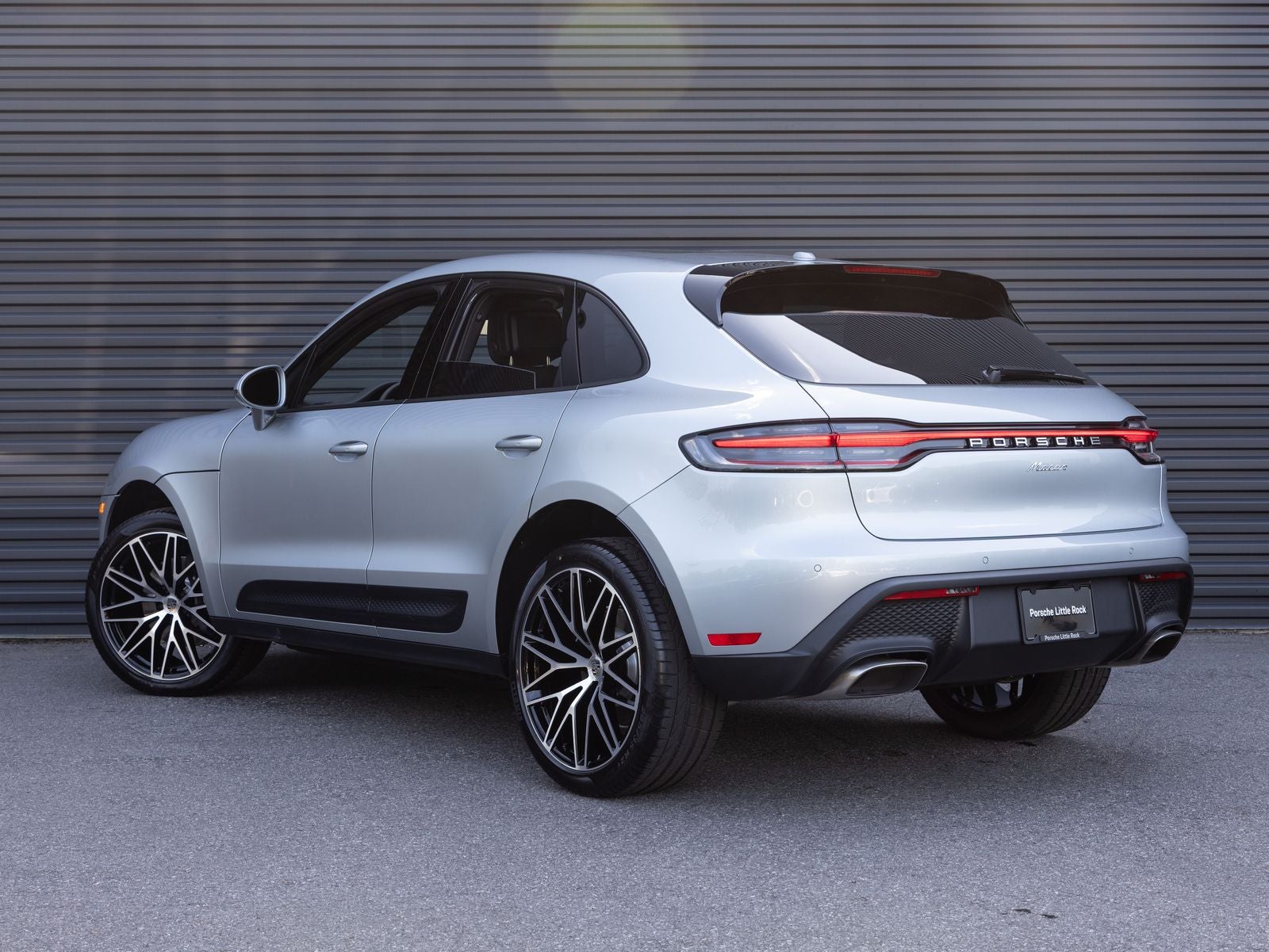 2026 Porsche Macan AWD