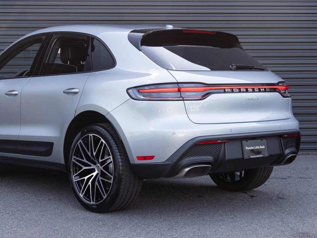 2026 Porsche Macan AWD