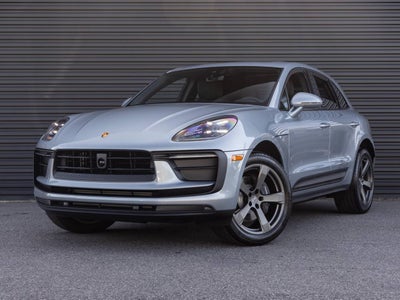 2026 Porsche Macan AWD