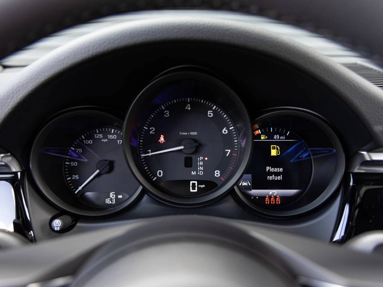2026 Porsche Macan AWD